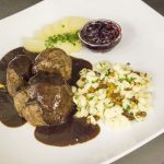 Geschmorte Rehkeule