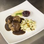 Geschmorte Rehkeule