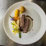 Rosa gebratene Brust von der Schneebergland-Ente