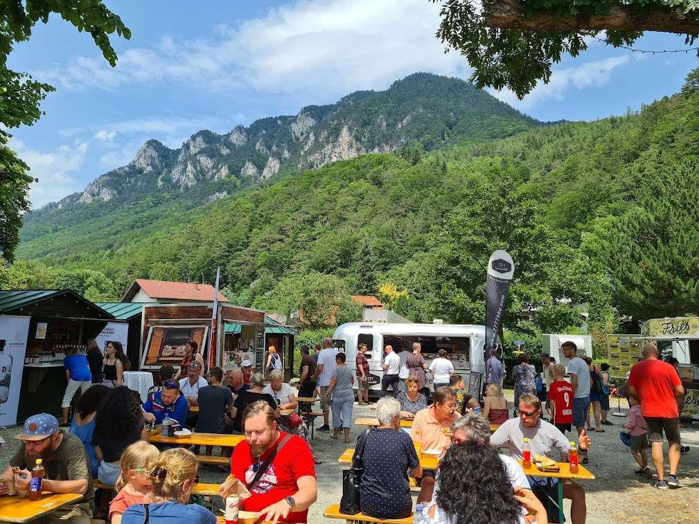 Internationale Grillstars zum Anfassen am Grill und Genussfestival der Berge